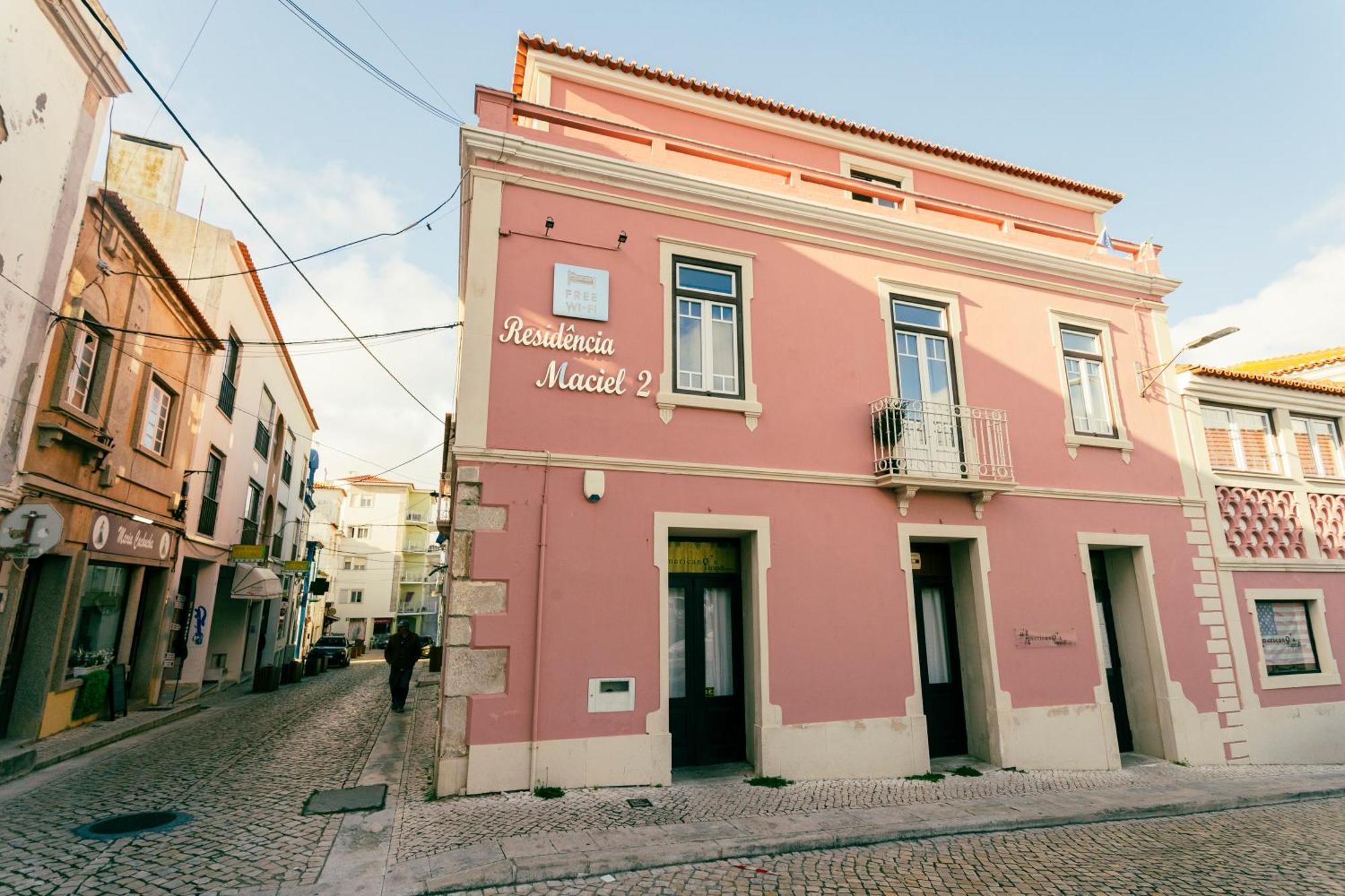 Residencia Maciel Bed & Breakfast Peniche