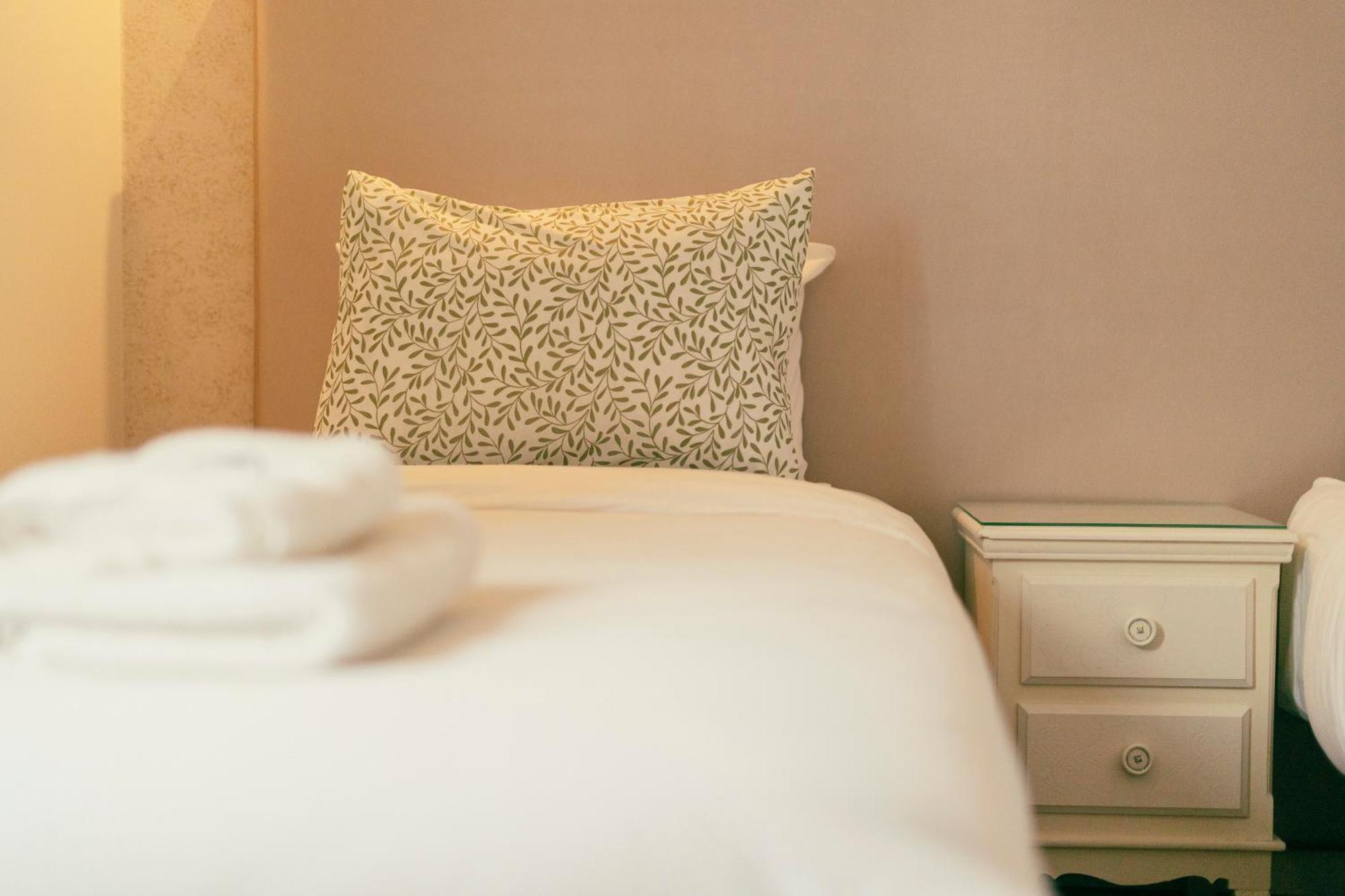 Residencia Maciel Bed & Breakfast Peniche
