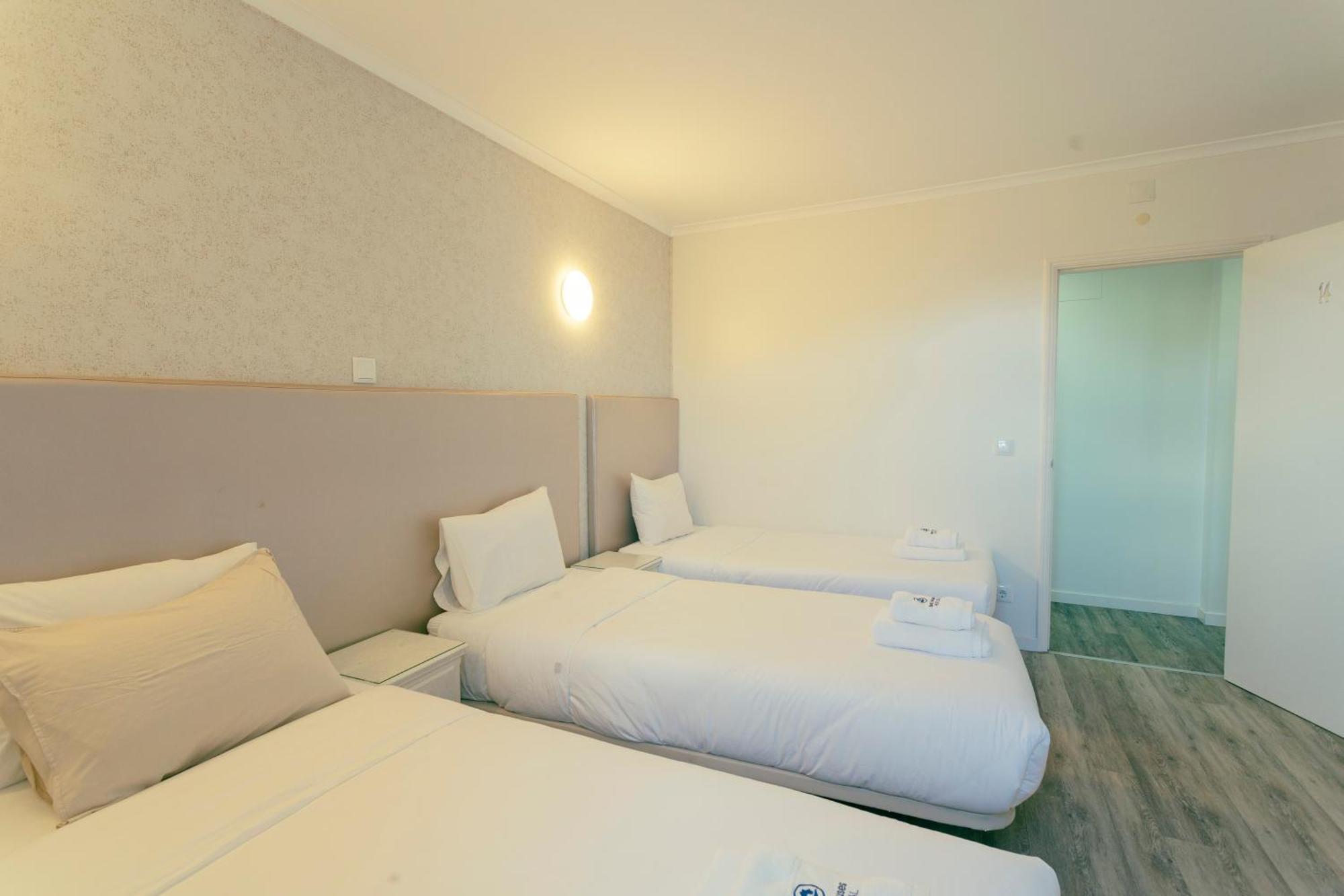 Residencia Maciel Bed & Breakfast Peniche