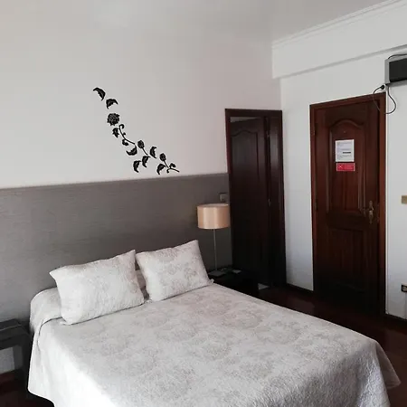 Residencia Maciel Peniche Exterior photo